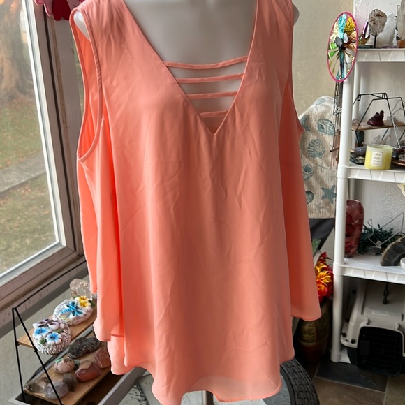Worthington coral color ladies top 1X.. NEW - Picture 1 of 4